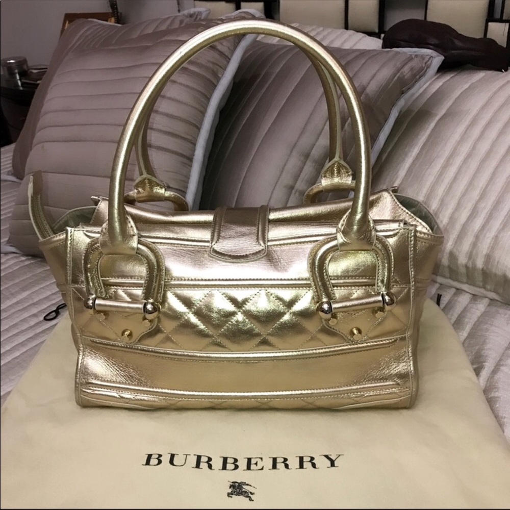 Authentic Burberry large metallic leather purse - Picture 2 of 8